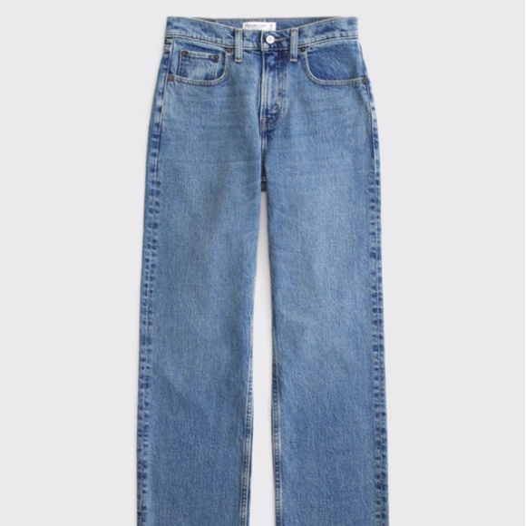 Abercrombie & Fitch Denim - Curve Love High Rise 90s Relaxed Frayed Hem Jean 30 Regular/Sz. 10